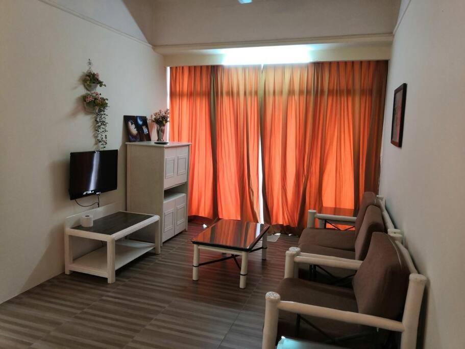 Mahkota Hotel Apartment Melaka Kültér fotó